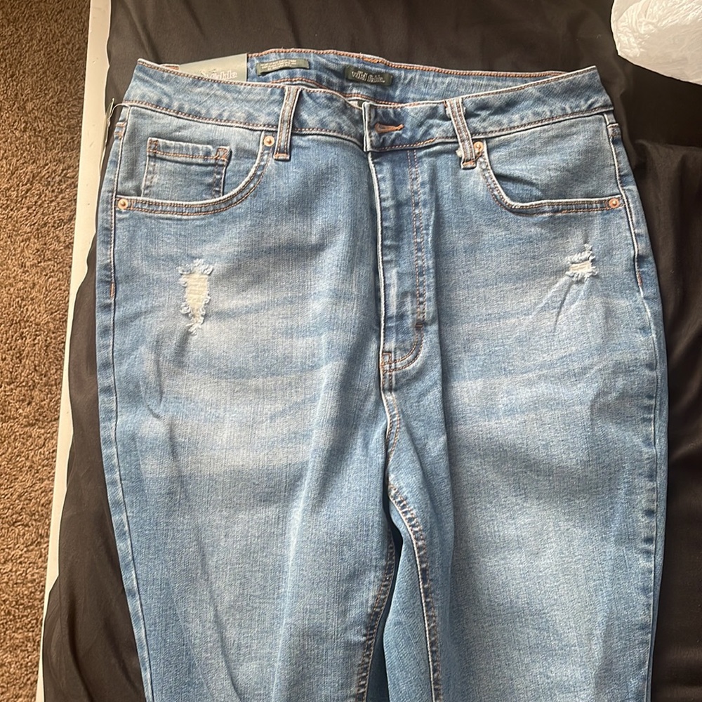 Jeans - Picture 2 of 8